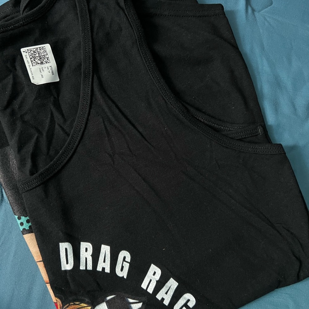 Tank top - Picture 2 of 3